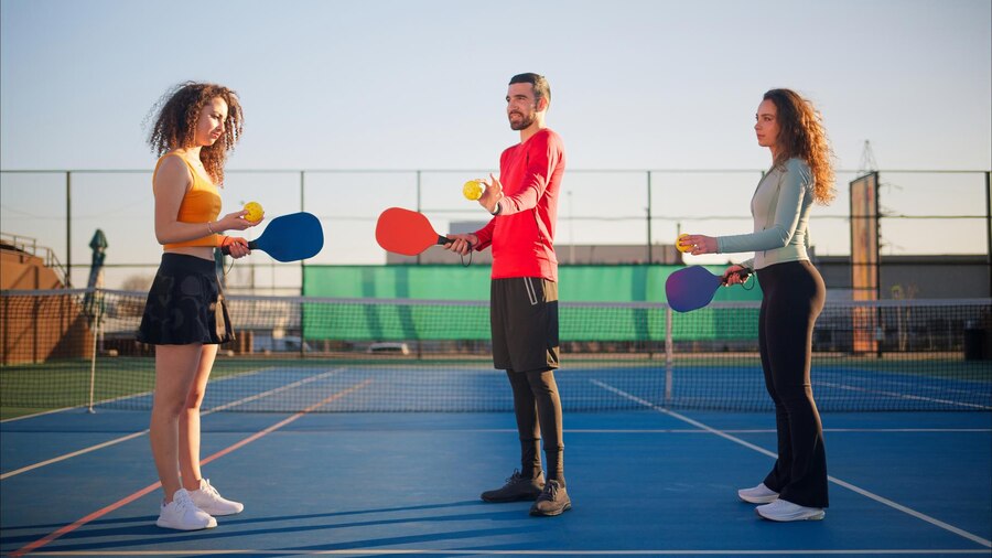Can you play pickleball with no net?